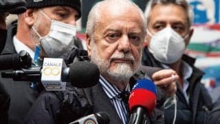 ナポリの名物会長、大混乱ユーベを擁護も糾弾もせず「疑惑はどこにでも」