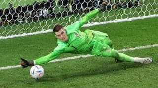 「最も好きな瞬間の1つ」史上初の快挙を成し遂げたクロアチアGK、日本代表に言及「素晴らしいプレスだった」