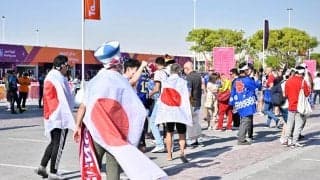 「ビッグリスペクトを送る」日本代表サポーター、カタールW杯・クロアチア戦の後も”ゴミ拾い”実施。海外のファンから称賛の声続々「世界最高のサポーターたちだ」