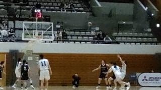 [インカレ2022女子] 大阪体育大、立命館大に勝利して2回戦へ。3Pシュート合計26本成功という激しい打ち合いを制す【大学バスケ】