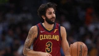 左ヒザのACL断裂から復帰を目指すキャブズのリッキー・ルビオが5対5の練習へ参加