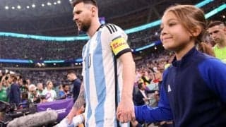 クロアチア戦のメッシのショーツを手にした人物に反響！マラドーナの孫でアグエロの息子、名前を付けたのはメッシ