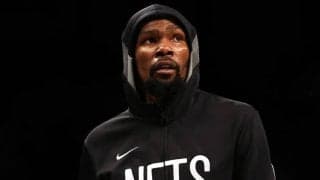 渡邊雄太を支える久慈暁子さん、デュラントとの2ショット写真を公開「感激」