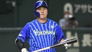 「緑甲羅当てるのうますぎ」　DeNA佐野、“悪魔フェイス”で後輩翻弄「容赦ない」