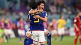 「これは尊い」「元気そうでよかった」三笘薫が貴重なウインク！ ブライトンに合流、トレーニングの様子が公開「楽しんでプレーしてほしい」