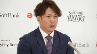 鷹・甲斐拓也、“ダウン覚悟”も現状維持2.1億円で更改「足引っ張った」「申し訳ない」