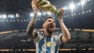 W杯トロフィーを掲げるメッシがインスタで最も「いいね」を獲得した投稿に！悲願達成にファンも大喜び