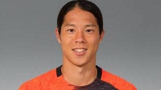 山口が夏に復帰したDF前貴之と契約更新、J2で11試合出場1得点