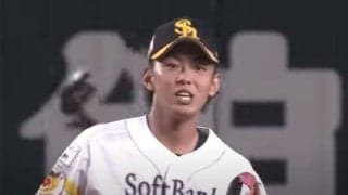 ゲッツー取ったのに謝罪「何が起こった」　“背中経由”の謎プレーは「痛いわ」