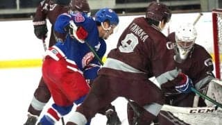 [アイスホッケー] 攻めて中島、守って佐藤　早大との激戦を制す！！