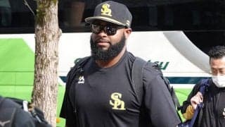 巨人ウォーカーを追いかける鷹の大砲候補　米独立でMVP、覚醒の裏に元ロッテ助っ人