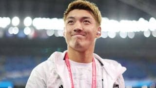 「かっこよすぎます……!!!」日本代表MF堂安律、意外なクリスマスフォトが反響大「サンタさんからの投稿来た」