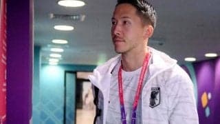 「娘さんも可愛い」2人の娘を持つシュミット・ダニエルがパパサンタに！「帽子とっても似合ってます」