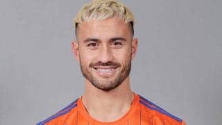 来季J1の新潟、舞行龍ジェームズの来季契約合意を第三子誕生とともに発表！