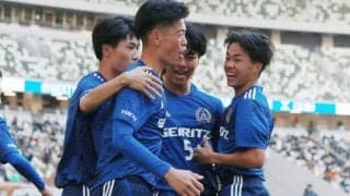 白熱の開幕戦は成立学園に軍配！　3点ビハインドから猛追の津工を振り切る【高校サッカー選手権】