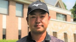 バンカーは大きなバックスイング、小さなフォローで　時松隆光