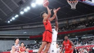 インサイドアタックでファウルトラブルを誘発した開志国際が2点差勝利、福岡第一が待つウインターカップ決勝の舞台へ