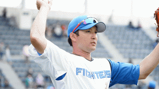 陽岱鋼のチームで杉谷拳士氏が始球式　変わらぬ関係が「泣けちゃう」「最高ですね」