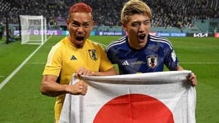 「いい写真すぎる!!」「熱いツーショット」堂安律が大先輩の長友佑都と2ショット、刺激もらう「いつもトレーニングしたくなるんよ」