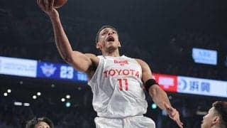 A東京が琉球を接戦で下し11連勝…セバスチャン・サイズら先発5名が2ケタ得点を記録