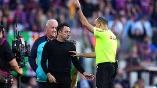 主審に振り回されたバルセロナ・ダービー、チャビ監督は｢ドローの責任は我々にある｣と戒め