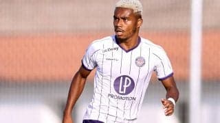 オナイウが今季初先発のトゥールズが6試合ぶりの白星を飾る！《リーグ・アン》