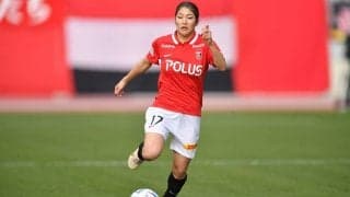 ｢可愛い｣｢似合う〜｣浦和L・遠藤優がベージュの「新ゴルフウェア姿」披露でファンから好評！年末に反響があった｢セグウェイゴルフ｣を公開