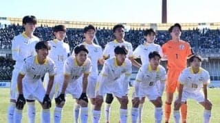「レギュラークラスが20人」高校サッカー・前橋育英がベスト８進出。選手層の厚さで、攻守に相手を圧倒する戦いぶり