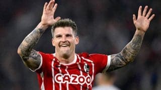 フライブルク、右サイドの主力DFキューブラーと契約延長