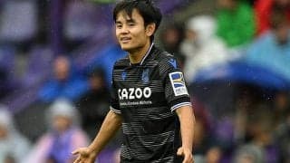 「愛されてますなぁ」久保建英ロスになったソシエダサポーターが恋しさのあまり別人を担いで熱唱