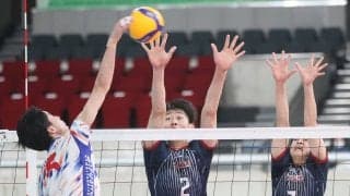 東山がベスト４で念願のセンターコートへ　麻野「そこを目指してやってきた」／春高バレー