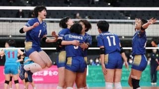 金蘭会が苦しみながらもベスト４　１年生の西村が窮地を救う「勝てて頭が真っ白に」／春高バレー