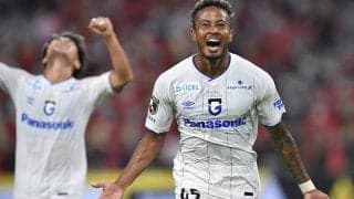 「ドラマの一場面みたい」「雑誌に掲載されてそう」鈴木武蔵、ガンバ大阪のチームメイトのオフショットが“エモい”と話題に「良い写真すぎる」