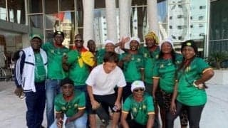 元サッカー日本代表・岩本輝雄のカタールＷ杯の歩き方。各国サポーターとの交流や地元クラブの練習見学、砂漠ツアーと試合以外でも大忙し