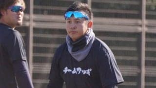 太ったと言われ「心に大きな傷を…」　“お菓子断ち”で復活した山崎康晃の胸の内