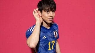 「可愛い時とかっこいい時のギャップがすごい」移動時のお茶目な姿が話題の田中碧、今度はグラウンドで真剣な眼差し「良い表情してますね」