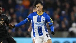 「花束持ってんの可愛い」三笘薫が夫婦で花屋デート？ レアなオフショットが話題も、田中碧「なんかあった？」、板倉滉「花買ってる」とイジり