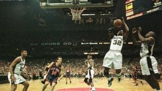 スパーズが日本時間14日のウォリアーズ戦でレギュラーシーズンの歴代最多観客動員数へ