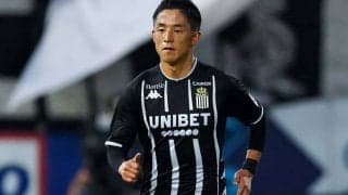 シャルルロワ森岡、上田綺世との対戦を前に日本式新年会「餅つき大会in Belgium」