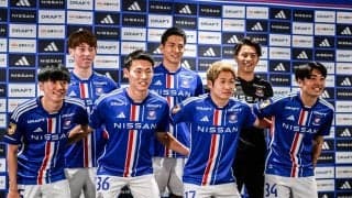 横浜FMが新体制を発表！ 自ら移籍を売り込んだサイドアタッカーに、指揮官の要望に応えたCBなど、7人の新加入選手が登壇！