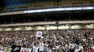 スパーズがレギュラーシーズンの歴代最多観客動員数を更新…6万8000人超が旧本拠地に来場