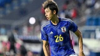 「穏やかな笑顔にほっこり」日本代表の伊藤洋輝＆川島永嗣がフランスで「再会」！ カタールW杯戦士の2ショットが話題に…負傷中の川島の「肩サポーター」にも注目