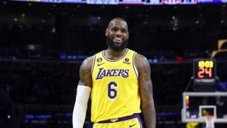 「今夜はものすごく疲れた」と明かしたレブロンがロケッツ戦で今季最多の48得点