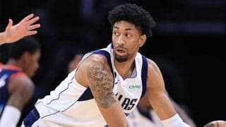 クリスチャン・ウッドが左親指骨折で戦線離脱…マブスはドンチッチに次ぐ得点源を失う