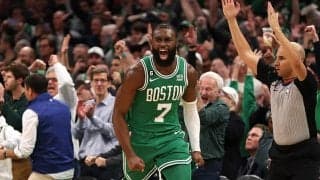 第4Qで値千金の同点弾を沈めたブラウン…セルティックスがウォリアーズを延長戦で撃破