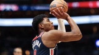 見事なカムバックで30得点を挙げた八村をHCが称賛「ドライブがより効果的になった」