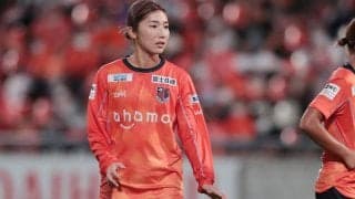 「お綺麗です」「モデルさん」仲田歩夢の私服姿にファンが大きく反応、クラブカラーのオレンジに「可愛い」「似合ってます」