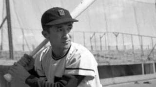 父の蒸発、まさかのプロ入り、新人記録を作るも26歳で戦力外…『プロ野球ニュース』初代キャスター・佐々木信也の知られざる過去