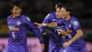 「嬉しい再会」「みんな嬉しそう」トルコキャンプ中の広島に懐かしい顔、ミキッチが訪問し記念撮影「ずっとこのまま広島へ」