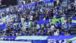 「ボールなのか？雪なのか？」J2大分と徳島の「雪中トレーニングマッチ」に困惑の声続出！ さらに、映像の変化に「ナイスゴール」「鹿児島も寒そう」からの「雪国やないか」とまさかの3段オチ